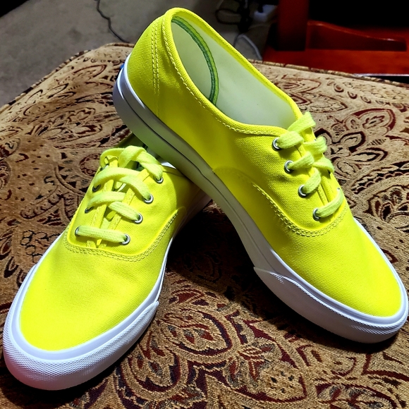 Original to custom Keds - Picture 1 of 5